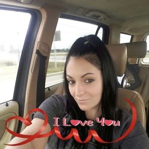 Meet your Posher, Fallon